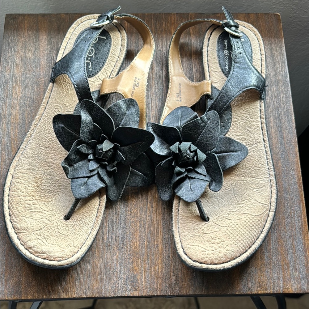 B.O.C Black Floral Sandals size 9